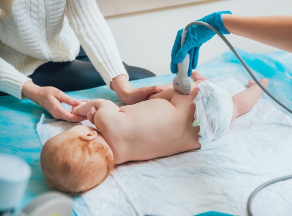 Hüftultraschall bei Säugling im Rahmen der Mutter-Kind-Pass-Untersuchung