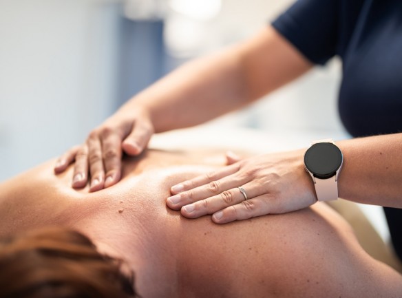 Physikalische Therapie - Akupunkturmassage bei Dr. Steger © thomassattler.at